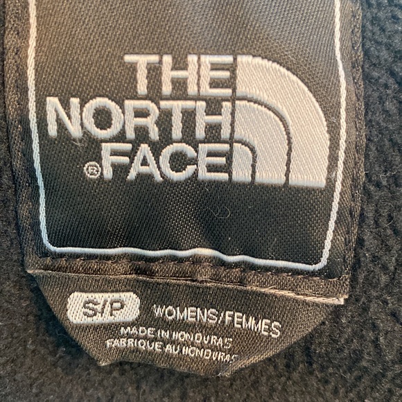 Women’s the north face jacket - Picture 2 of 3